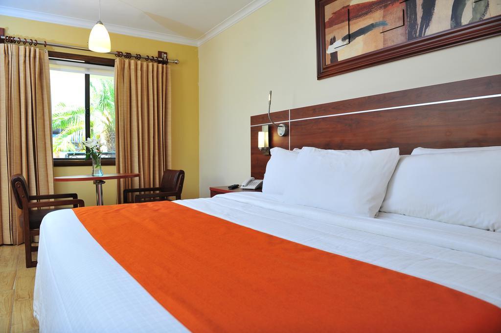 Hotel San Sebastian แอร์มอซิโญ ภายนอก รูปภาพ